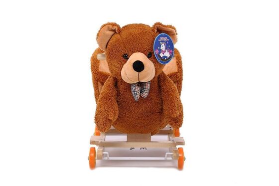O bebê bonito bonito brinca a cadeira animal de balanço do bebê do luxuoso do urso de peluche