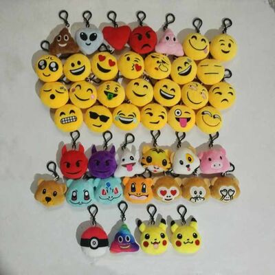 Brinquedo bonito bonito Keychain do luxuoso de Emoji com o gancho para presentes da promoção