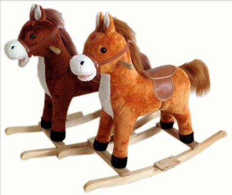 Animais do cavalo de balanço da forma internos para a equitação de Chlidren no jogo