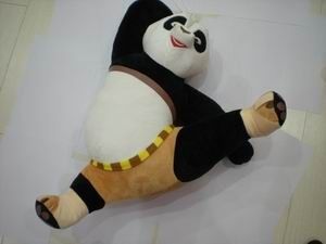 O luxuoso original dos desenhos animados da pose do pontapé da panda de Kungfu brinca bichos de pelúcia