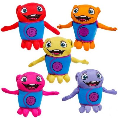 Os estrangeiros novos dos desenhos animados conduzem-me trabalhos enchidos loucos em casa Boov Asst do sonho dos brinquedos do luxuoso