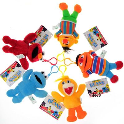 Brinquedos enchidos Keychain bonitos do luxuoso do Sesame Street com o gancho para presentes da promoção